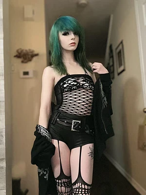 Petite, Tatted, Pierced Nympho Slut with No Hard-Limits‼️ Daily Posts✅ OF below xo Talk soon;)