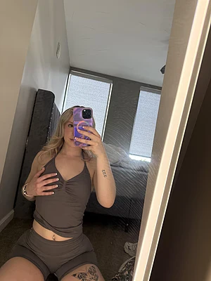 Cum explore all my tats