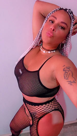 can the fishnets stay on while we fvck