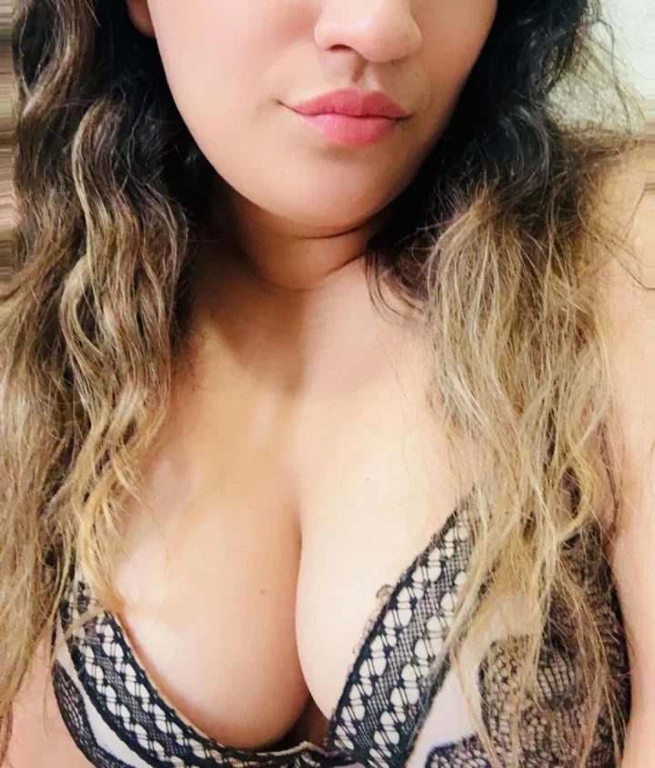 Bra picture of munequita