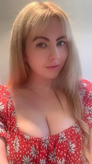 Cute face selfie before it’s ruined