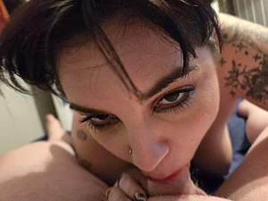 Let me swallow you too! My man loves that im a slut