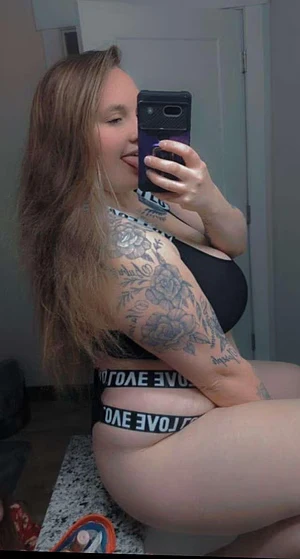 Who likes my huge tats?