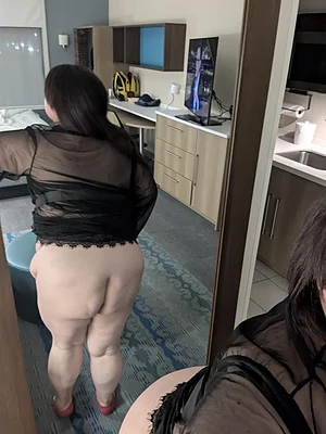 Come worship this ass