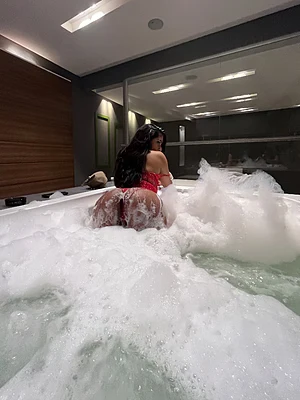 capricious babe ๐'s pic #1