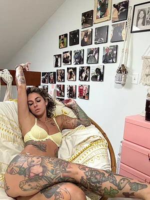 Bored and lonely on a Monday, who wants to join me?