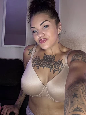 Come play🤤🤤🤤😩😩