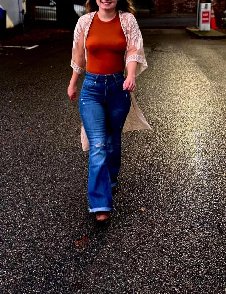 You should see what this MILF looks like after dark
