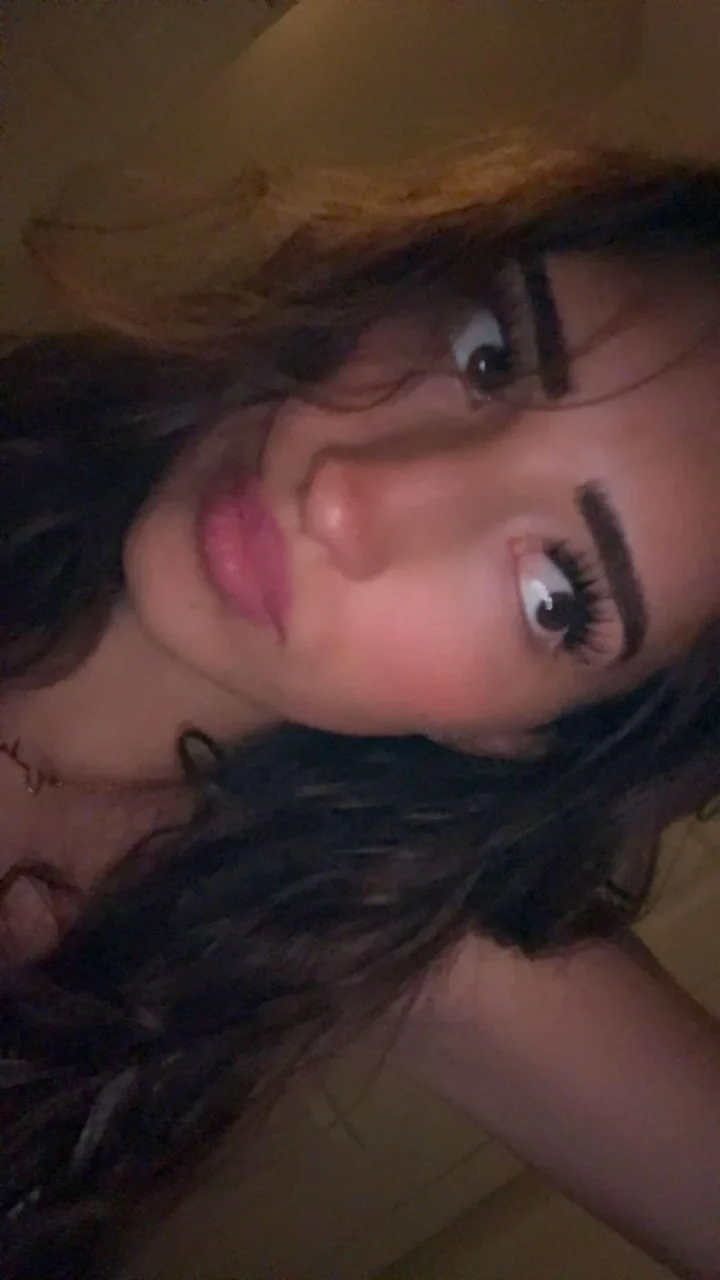 Text meee;)