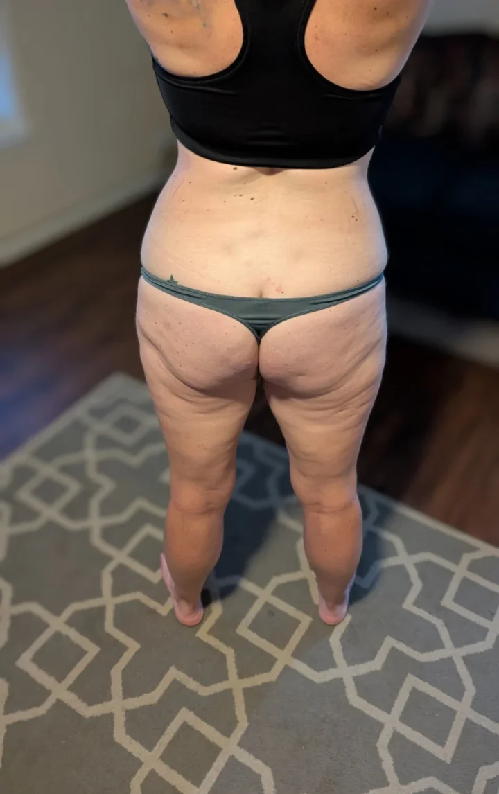 Kneepits picture of 𝕁𝕌𝕃𝕀𝔼 Homewrecker 👸🏻