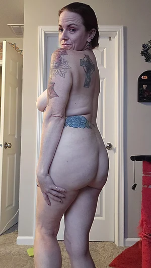 Allow me to introduce my naughty self