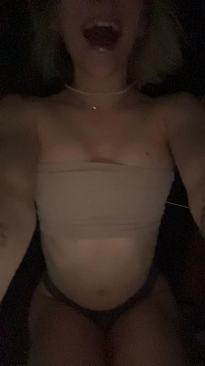 Reaching out picture of kkbooks🖤