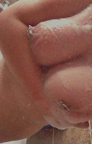 Elymay's pic #3