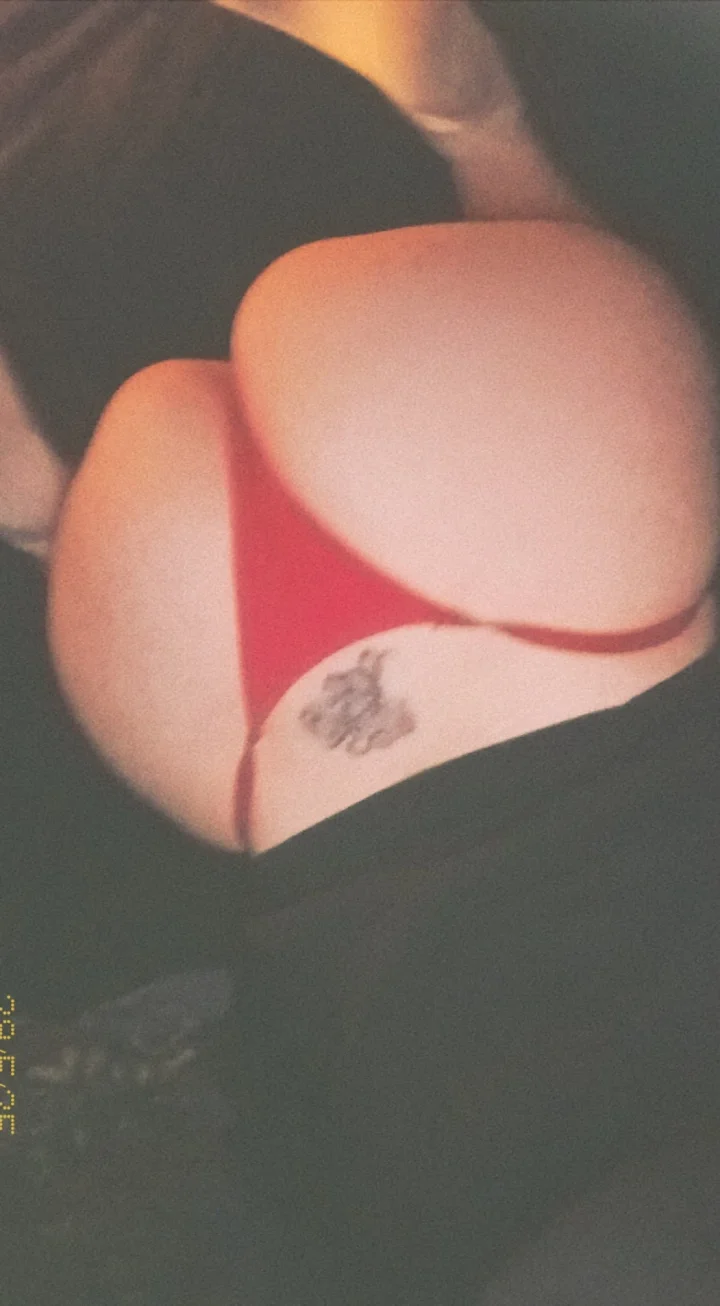 My ass is longing to feel you..