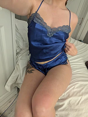 Do I suit silky blue