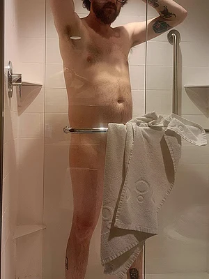 Late Night Hotel Shower Cock FreePage