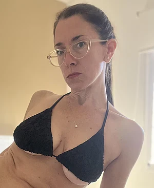 I want to play with you this weekend