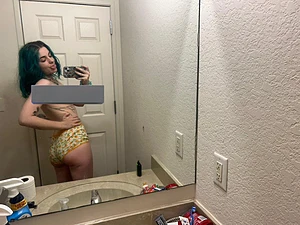 Small and sexy the best combo ;) oh also no ppv