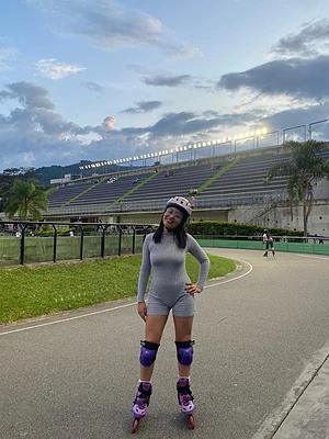 Bajita pero con piernas largas