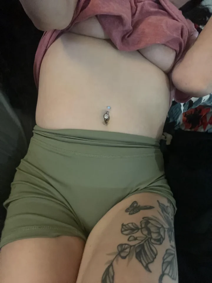 Lazy rainy day. 😈😈