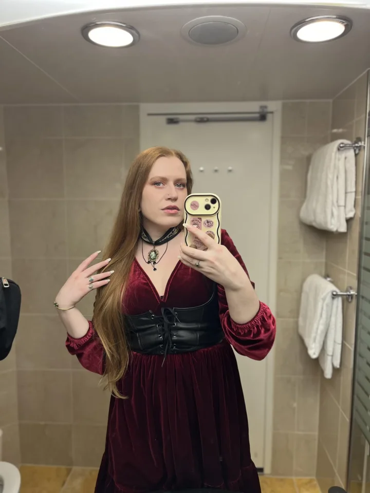 Cosplay photo picture of Melissa