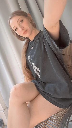 Me in my Toji Tshirt 😻🌞
