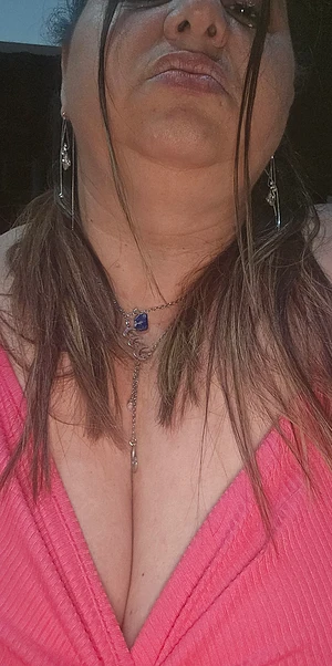 Mommy Dominant, ready to take care of you.