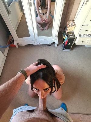 [Fm] Watch her get throat banged