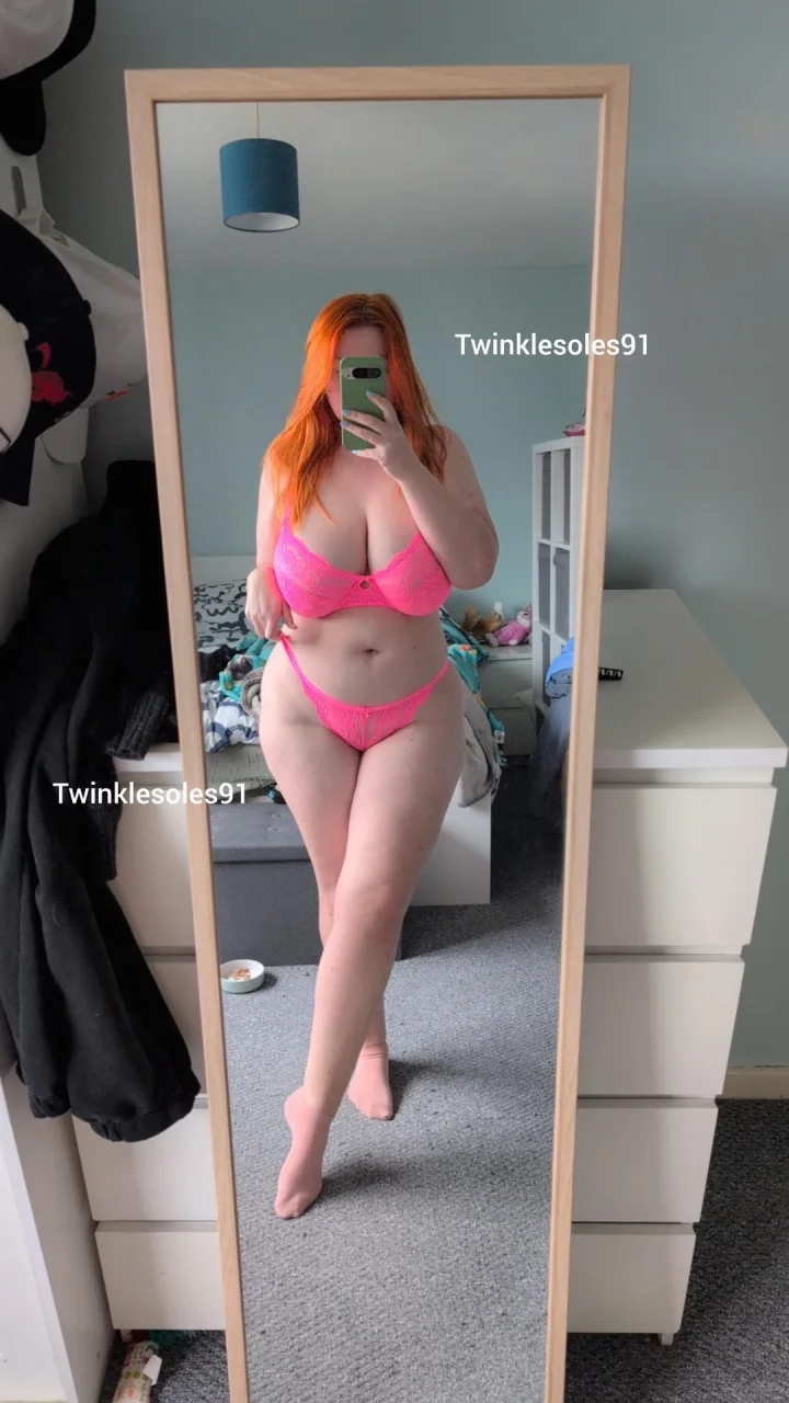 Pink to make you wank over me