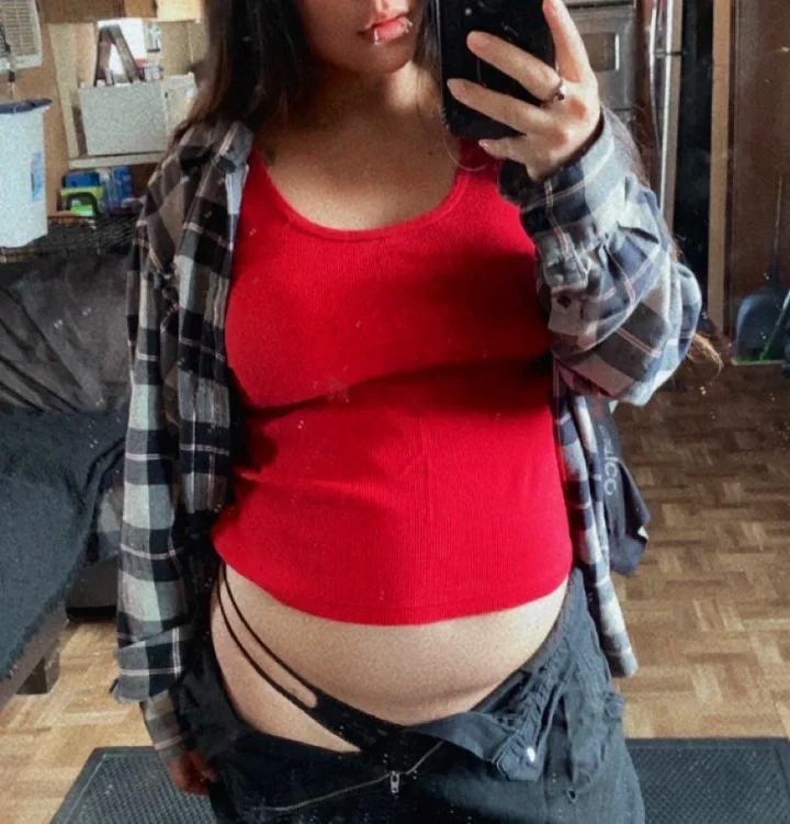 28 weeks and still getting that dumb dick every day