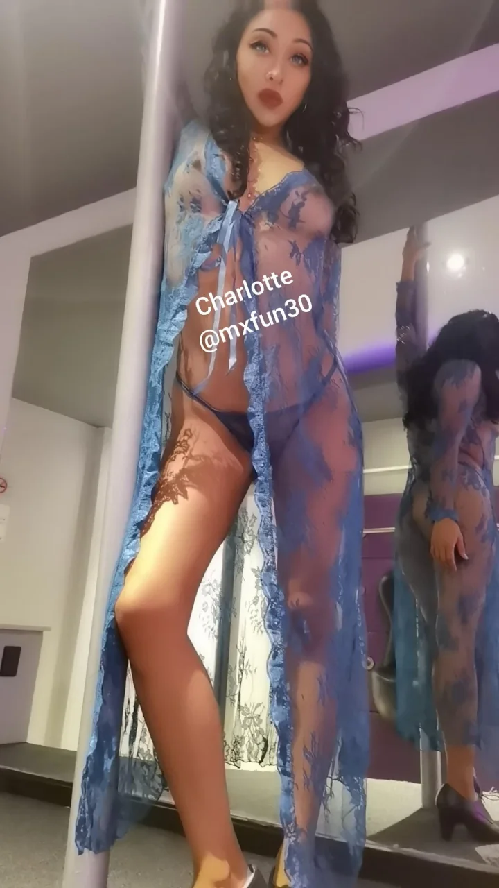 Dance with me papi 