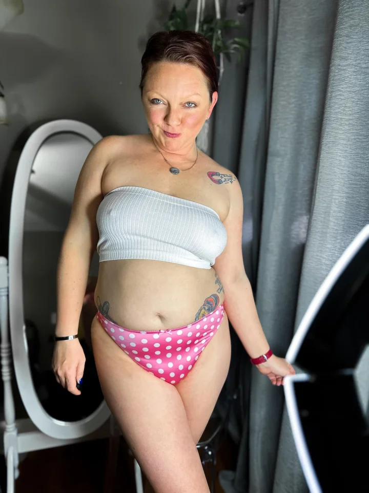 heard you like milfs in satin panties