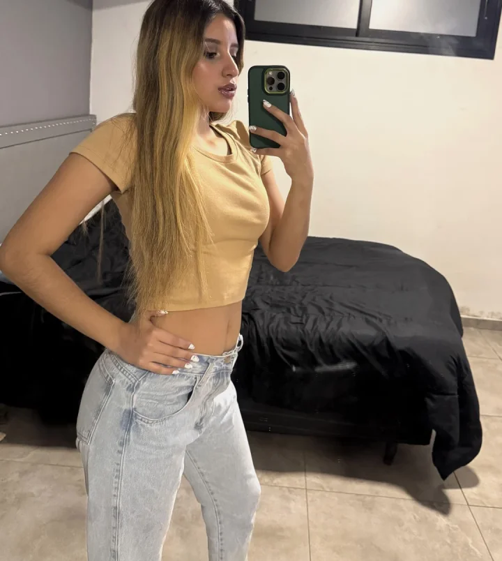 Contrapposto picture of Juliet