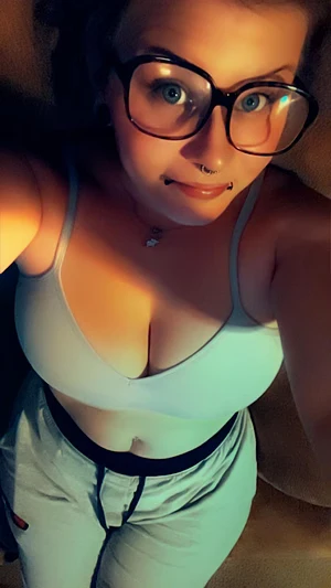 Wanna see the goods come join me 🥵