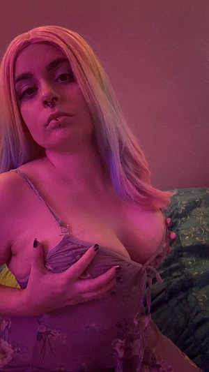 Oops made you look // rosee_georgia