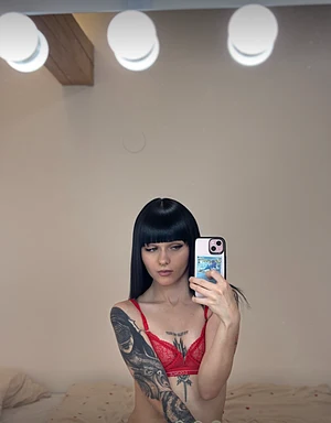 Is my pussy petite enough for your liking 🤭