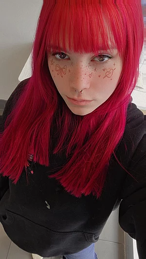 Feeling a bit edgy after my nail appointment, wanna see the results?