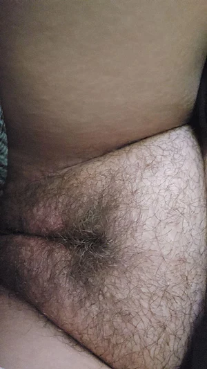 fuzzy innie peach 🍑