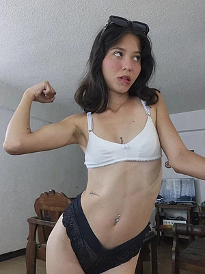 I am a strong girl