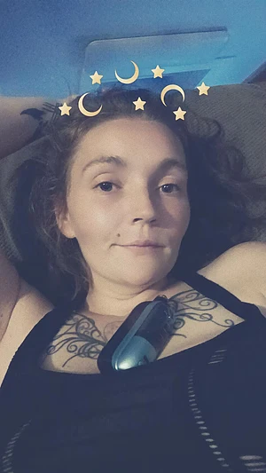 Cum all over this pretty face 😋😜