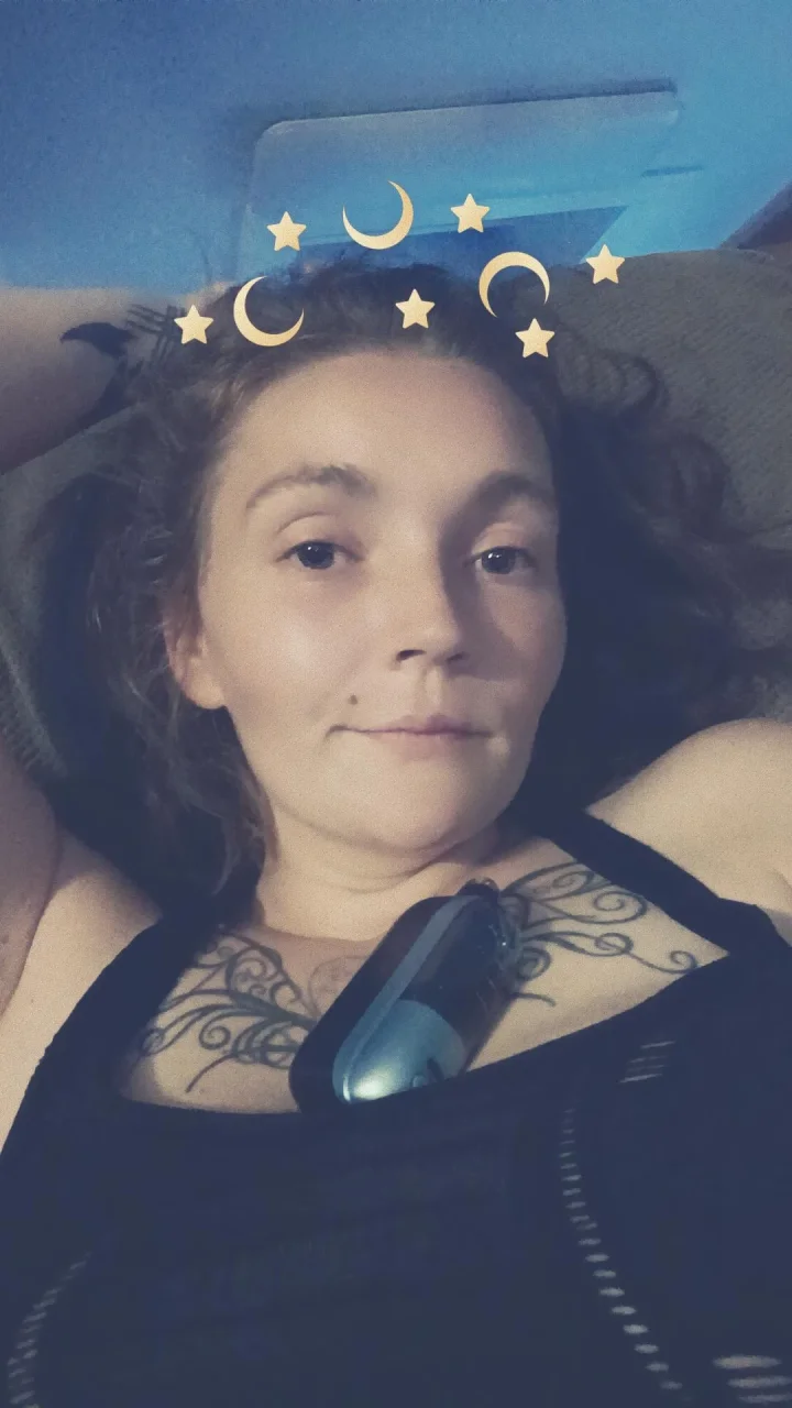 Cum all over this pretty face 😋😜