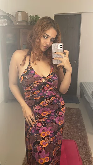 Saree off. Attitude on. Let’s misbehave 💋