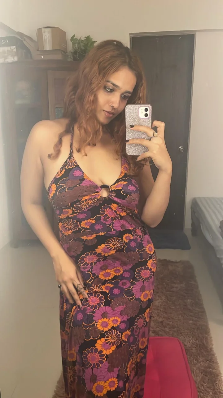 Saree off. Attitude on. Let’s misbehave 💋