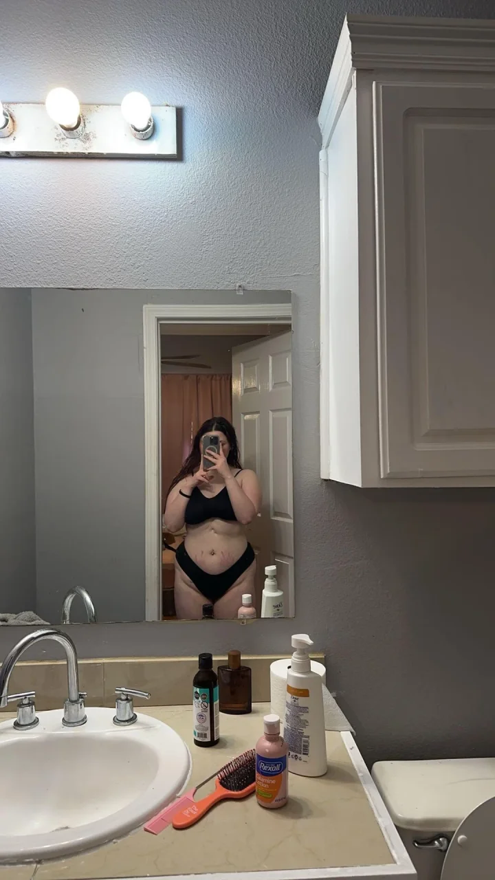 Schwarze slip Foto von PRETTIEST PUSSY ONLINE 🎀 LOLA LOVE 🎀