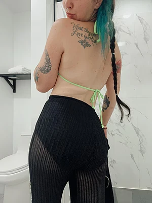 cum play with me daddy 🥵