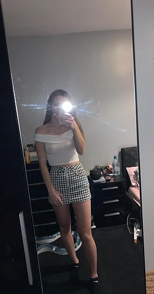 lets make my bed messy?