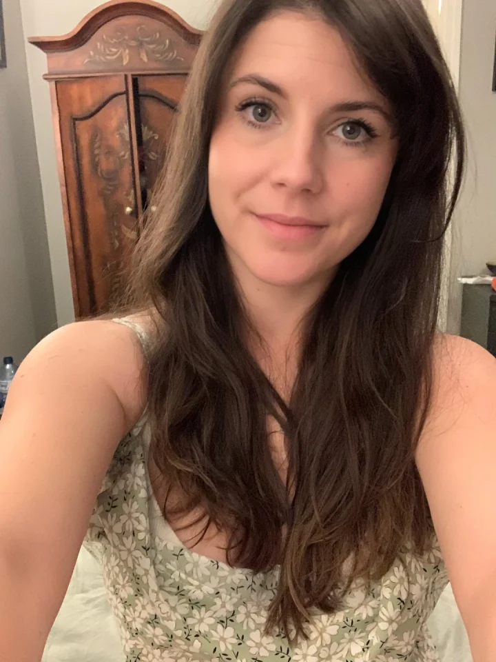 Come chat, babe