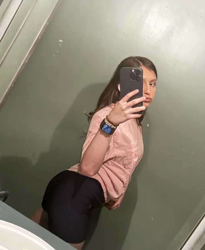 Print shirt picture of Jade Savannah (free)